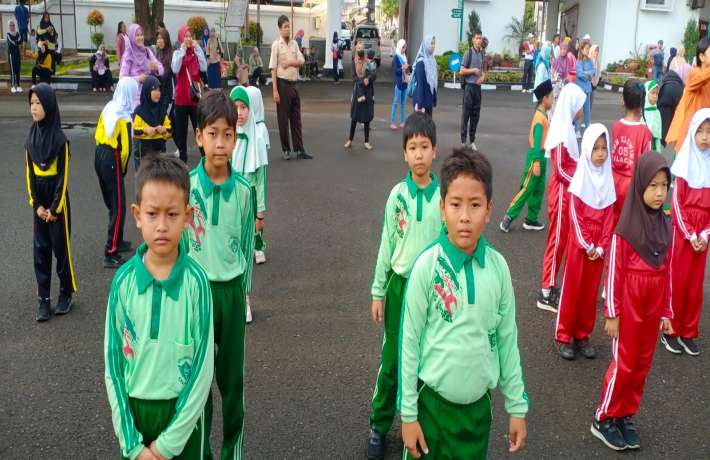 Siswa SD Al Irsyad 01 Cilacap Ikuti Lomba Mewarnai Tingkat Kabupaten