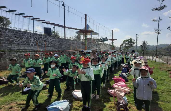 Outdoor Study Kelas 2 - Berpetualang di Havana Hills