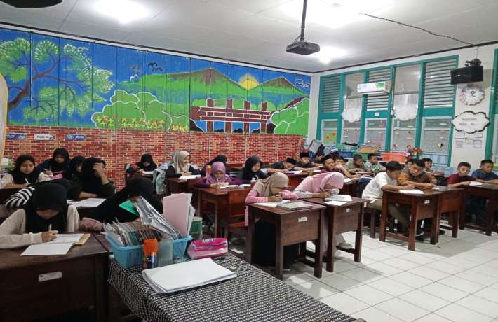 SD Al Irsyad 01 Cilacap Gelar Sekolah Prestasi untuk Siswa Kelas 6