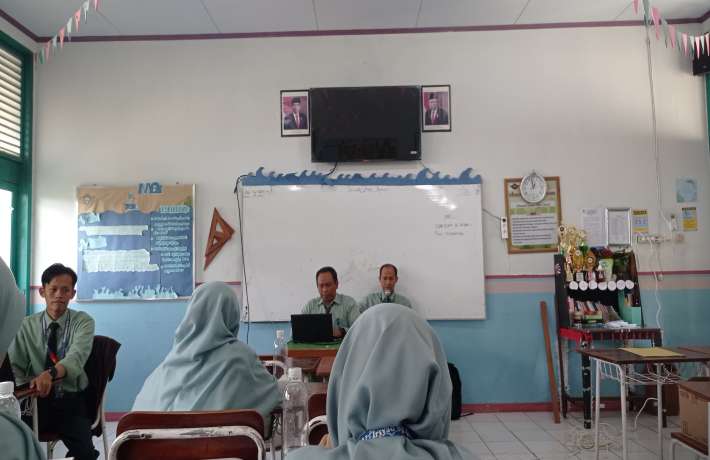 Meningkatkan Kompetensi Guru Informatika, Yayasan Sosial Al Irsyad Cilacap Gelar Pelatihan